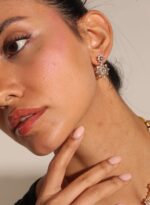 Elz Taylor White - Image 3