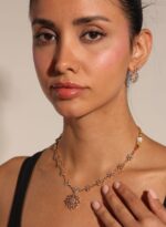 Elz Taylor White - Image 6